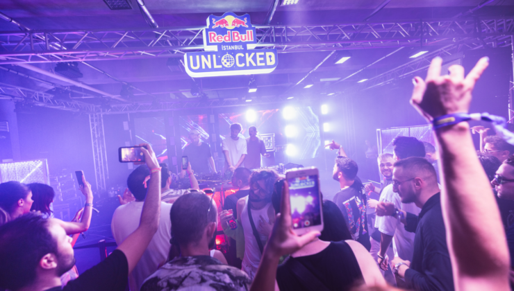 Red Bull İstanbul Unlocked  müzik, dans ve eğlenceyi bir araya getirdi!